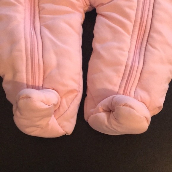 Pink Hooded Snowsuit 0/3mo - Picture 4 of 8